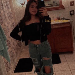 Meet your Posher, Jaclyn